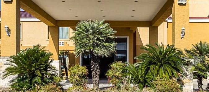 Фото SureStay Plus Hotel by Best Western San Antonio North