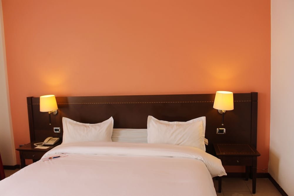 Фото Djeuga Palace