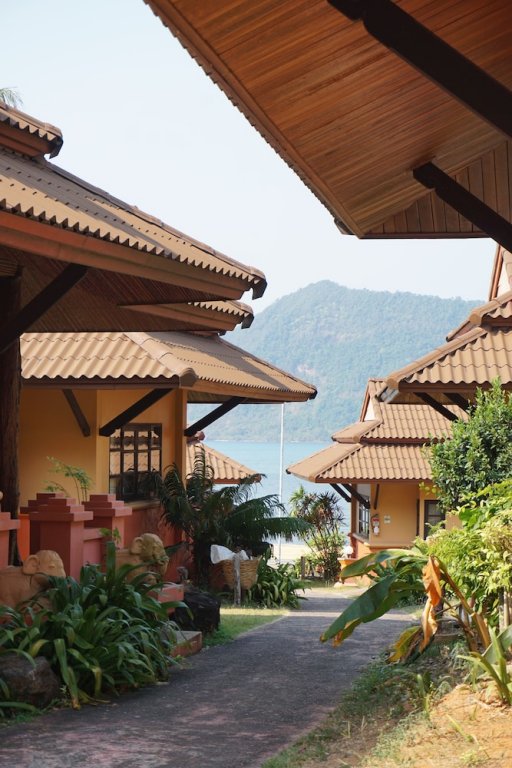 Фото The Aiyapura Koh Chang