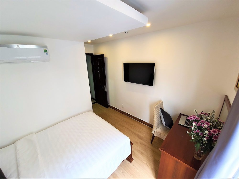 Фото King Hotel Saigon Airport