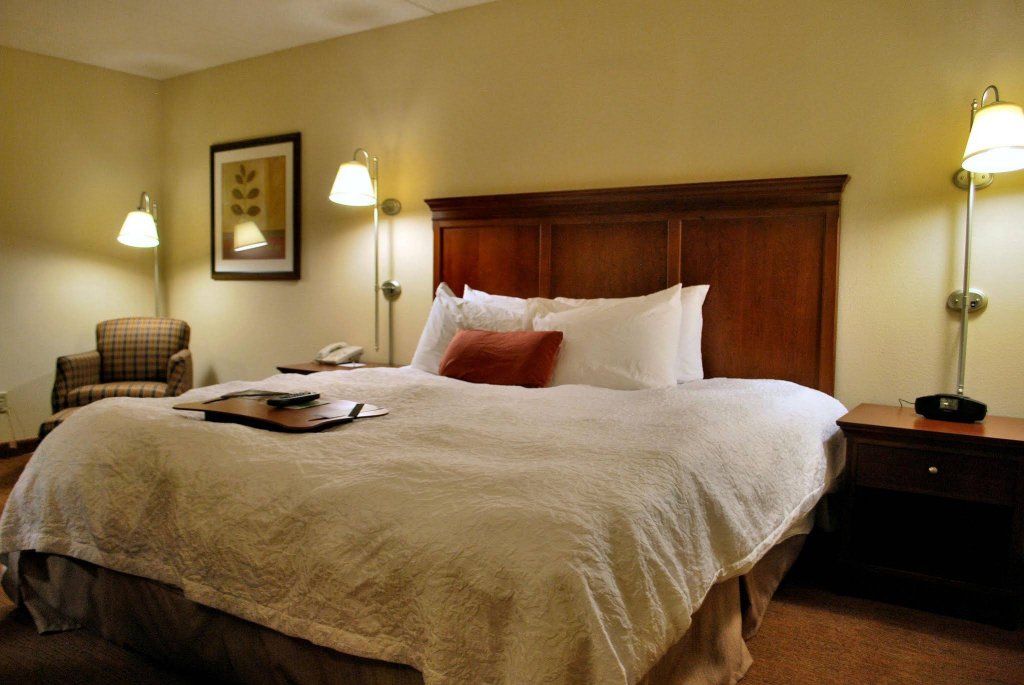 Фото Hampton Inn Raleigh-Capital Blvd. North