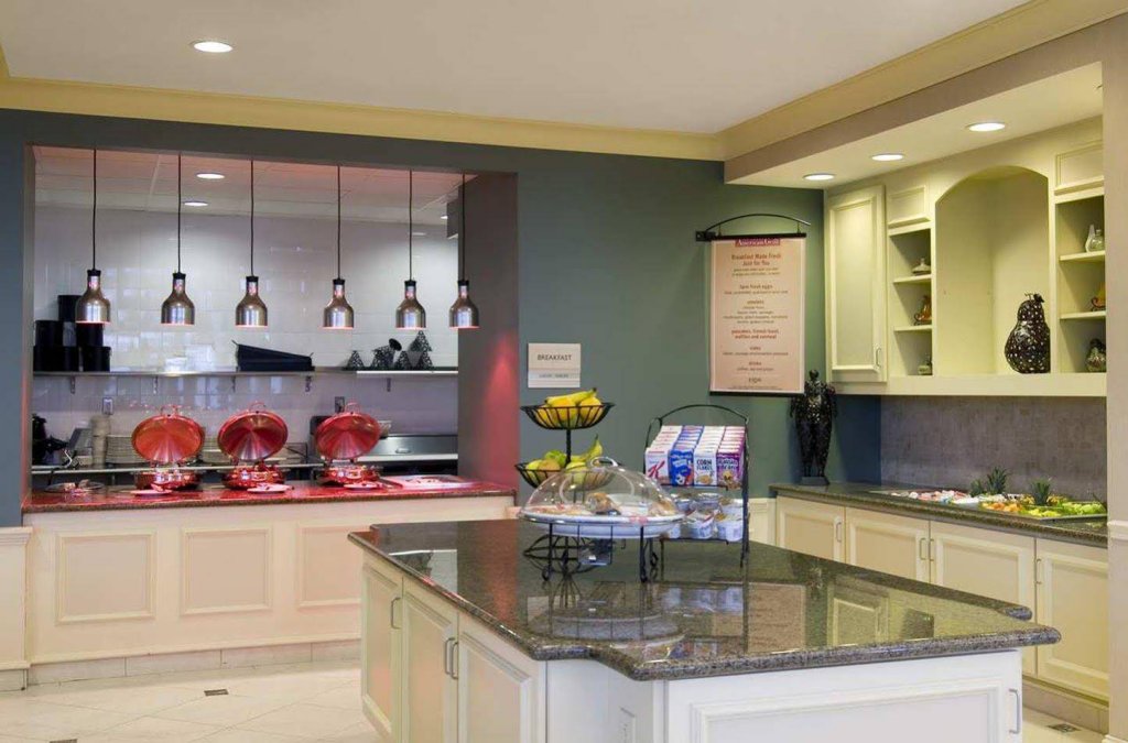 Фото Hilton Garden Inn Richmond Airport