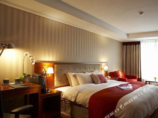 Фото Koreana Hotel