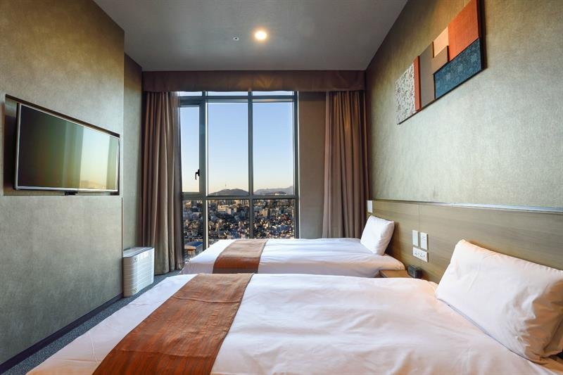 Фото Dormy Inn Premium Seoul Garosugil