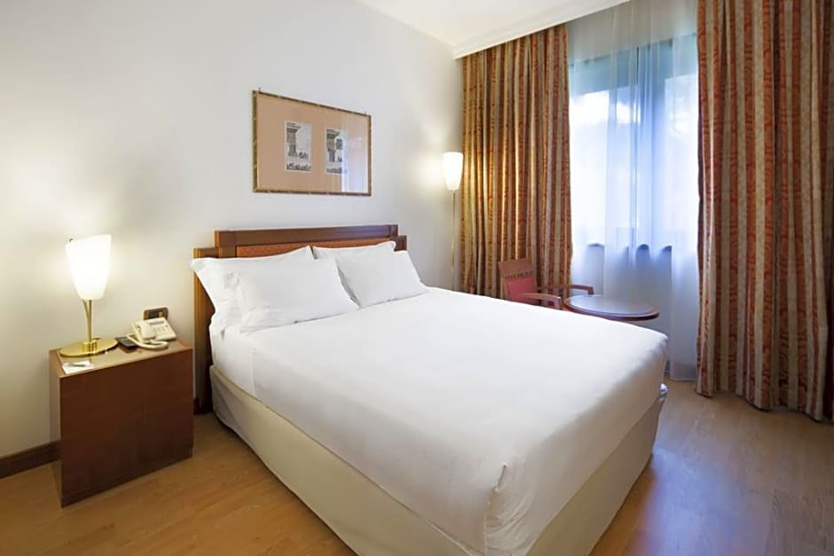 Фото Nh Roma Villa Carpegna