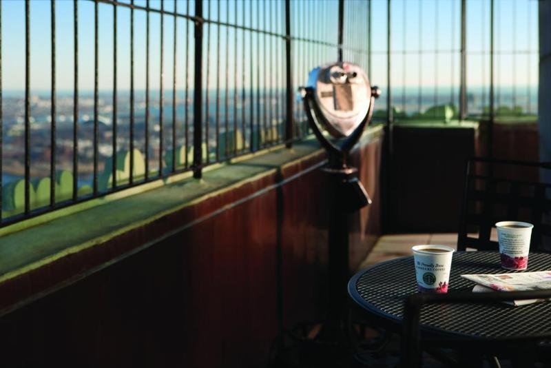 Фото Marriott Vacation Club Pulse at Custom House, Boston