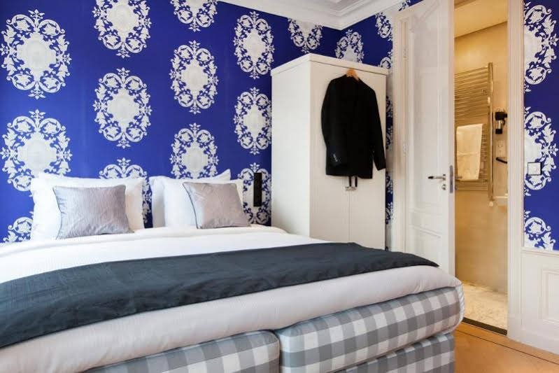 Фото The Amsterdam Canal Hotel