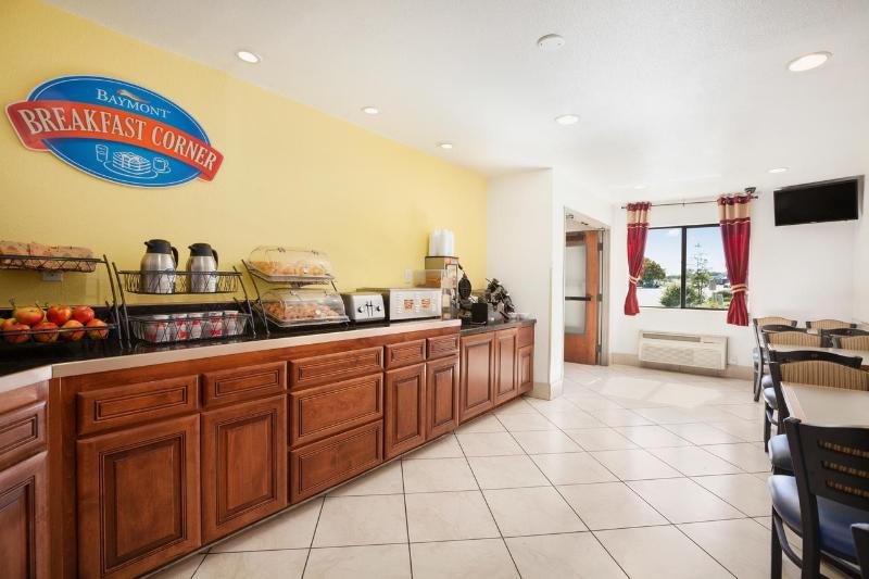 Фото Baymont by Wyndham Anderson