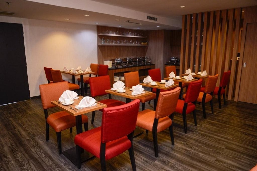 Фото The Palace Hotel Kota Kinabalu