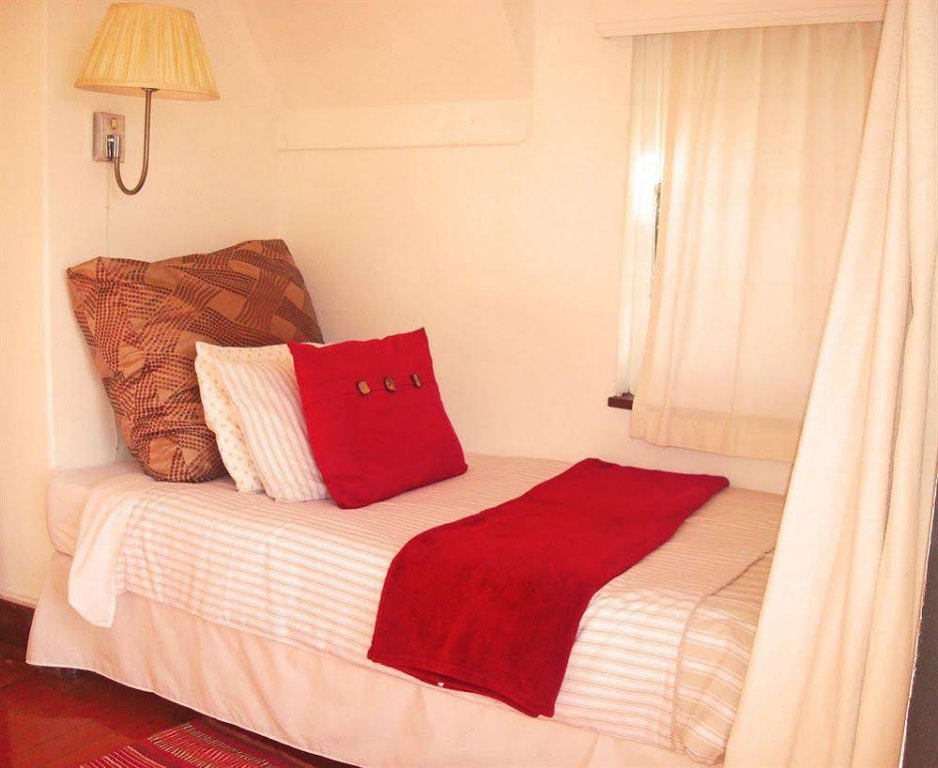 Фото Tudor House Inn