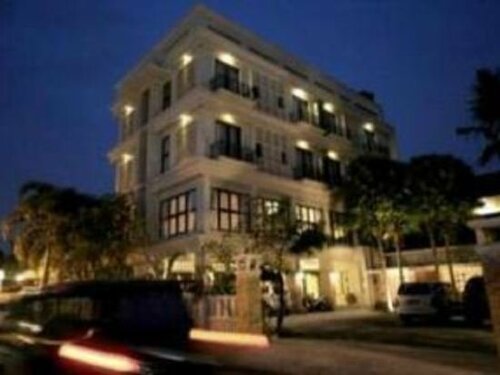 Внешний вид отеля The Royal Surakarta Heritage Solo MGallery Collection в Суракарте, фото 4