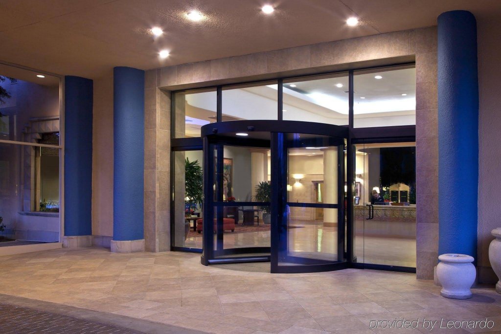 Фото Embassy Suites San Francisco Airport - South San Francisco