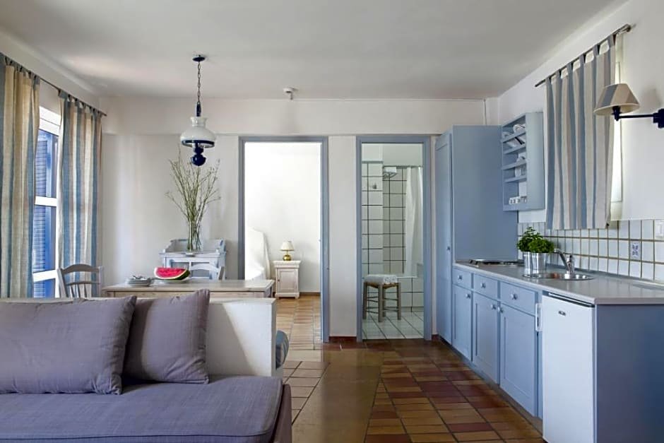 Фото Candia Park Village