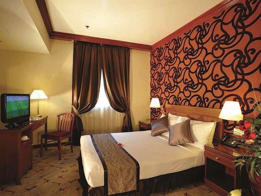 Фото Oxford Hotel