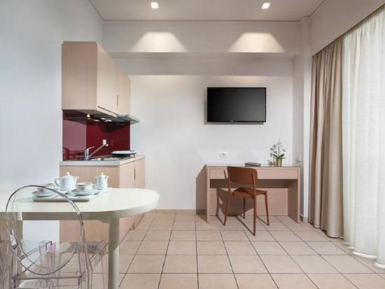 Фото Alexandra City Hotel