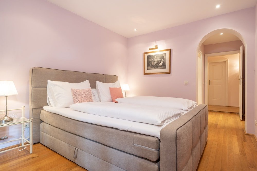 Фото Schlosswirt zu Anif