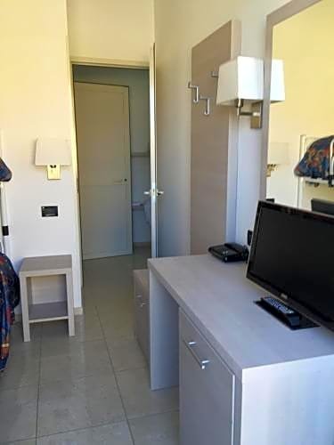 Фото Hotel Athena