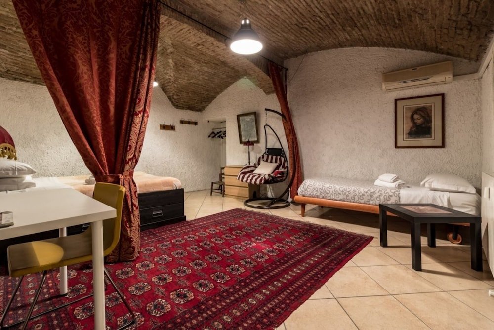 Фото HouSmart Castiglione 18