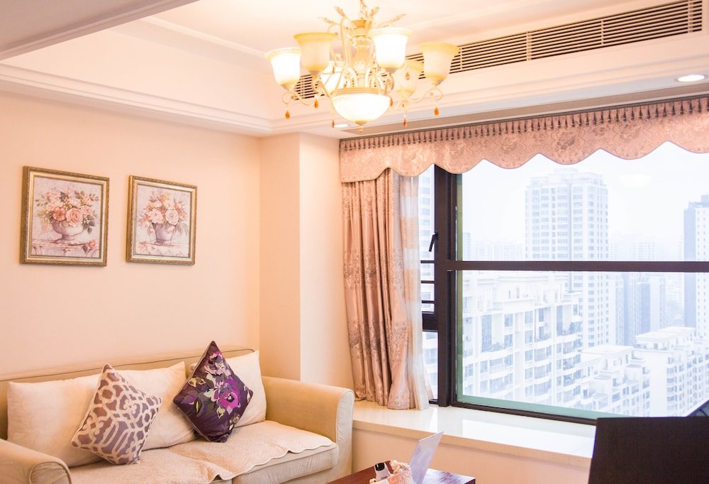 Фото Zhuhai Hualei Apartment