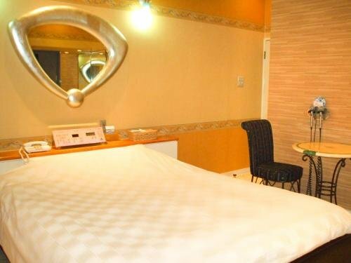 Гостиница Hotel Large - Adults Only