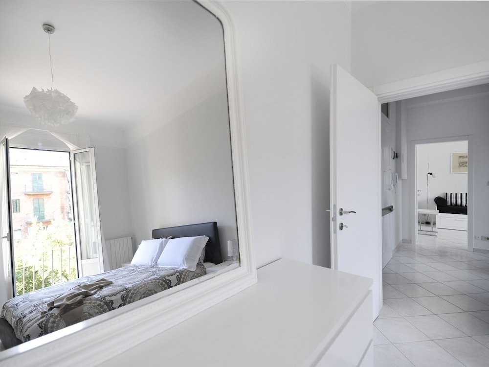 Фото Green Street Apartment