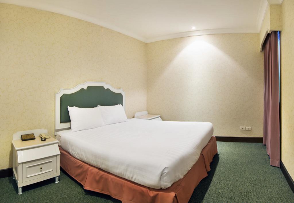 Фото Royal Rattanakosin Hotel