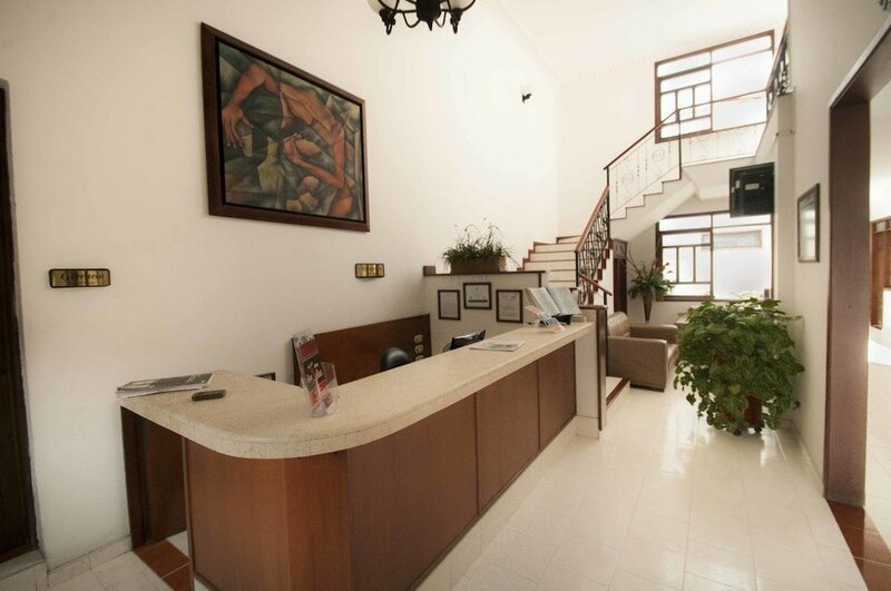 Гостиница Hotel San Julian в Буге