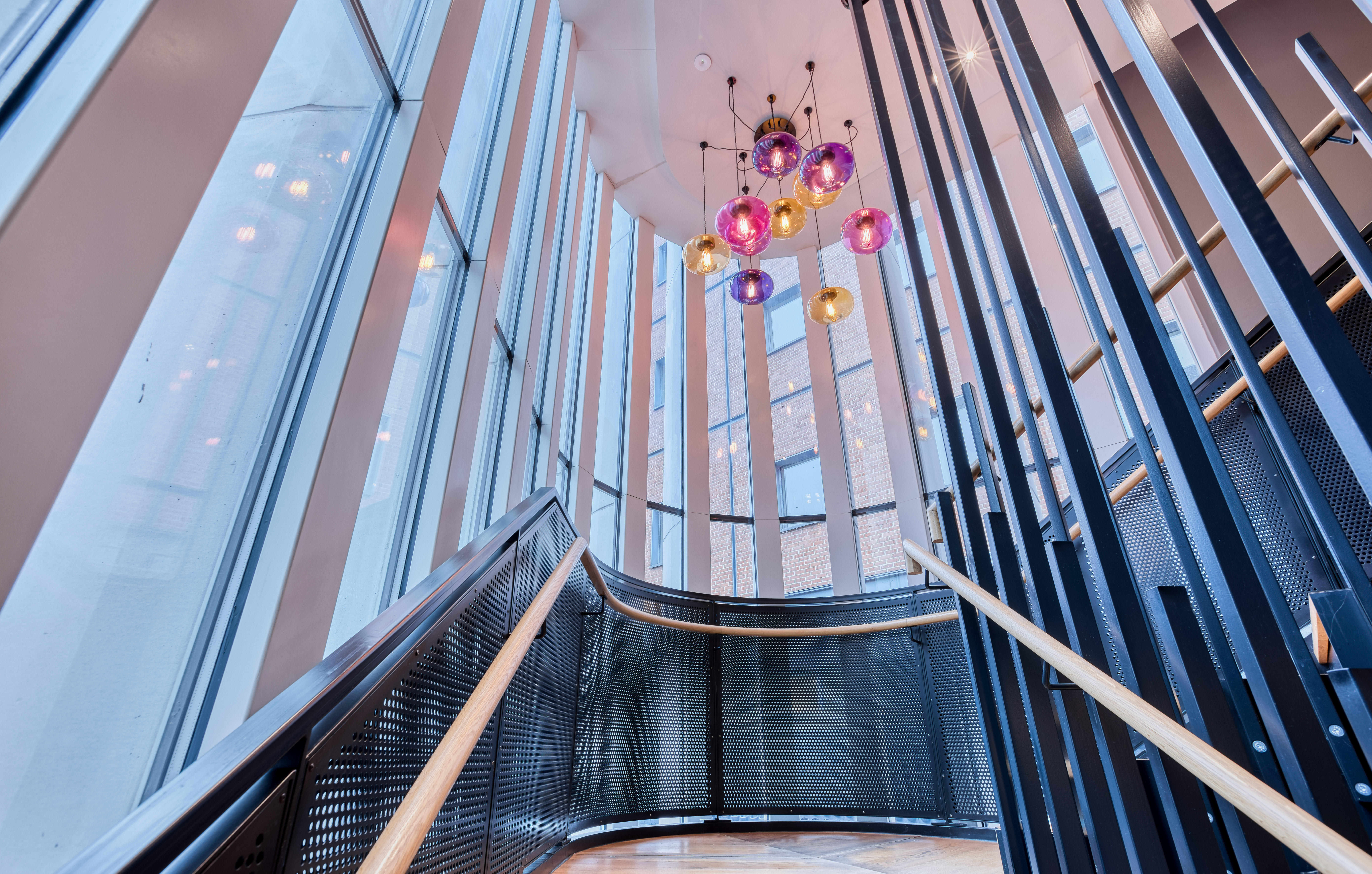 Фото Premier Inn Southwark Borough High St