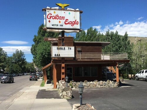 Гостиница Golden Eagle Inn