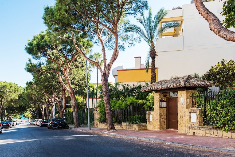 Фото Marbella Beach Resort at Club Playa Real