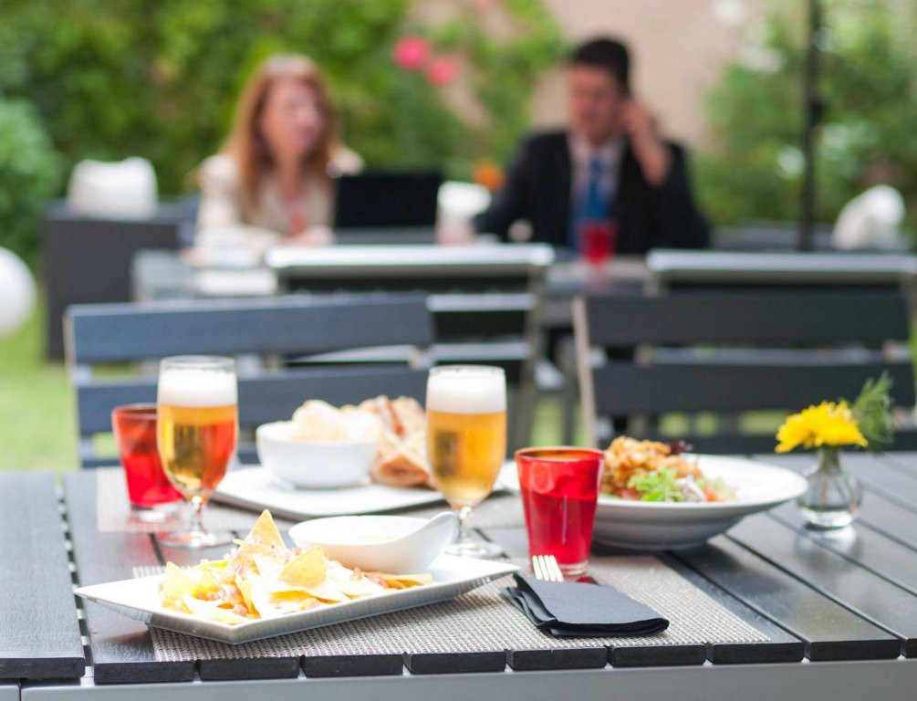 Фото Hotel Madrid Alameda Aeropuerto Affiliated by Melia