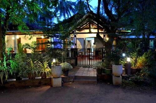 Гостиница Max Safari Villa в Провинции Сабарагамува