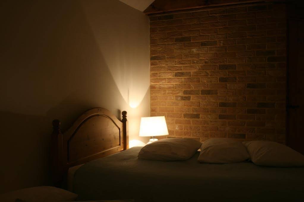 Фото Appletree Cottages