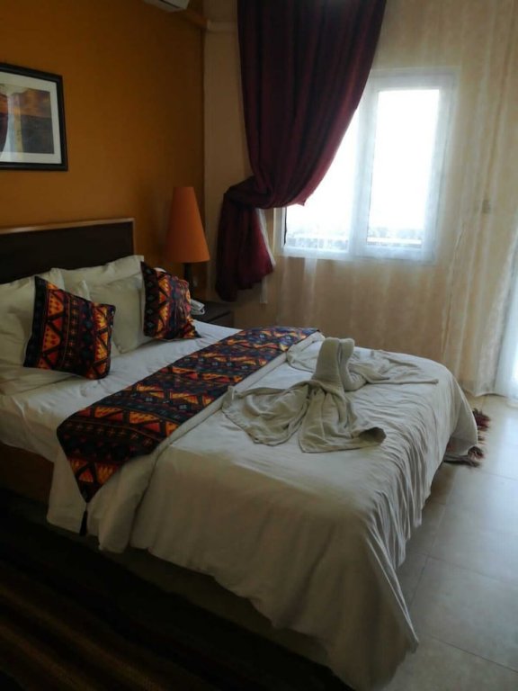 Фото Mariam Hotel