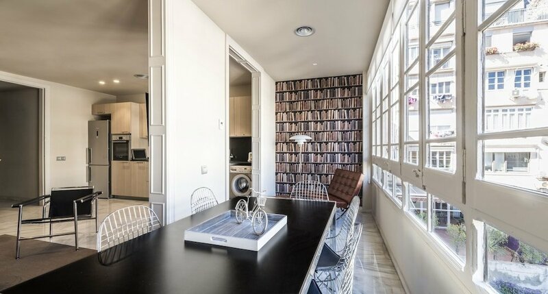 Гостиница Glocal Apartments Barcelona в Барселоне