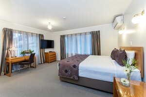 Гостиница Best Western Newmarket Inn & Suites