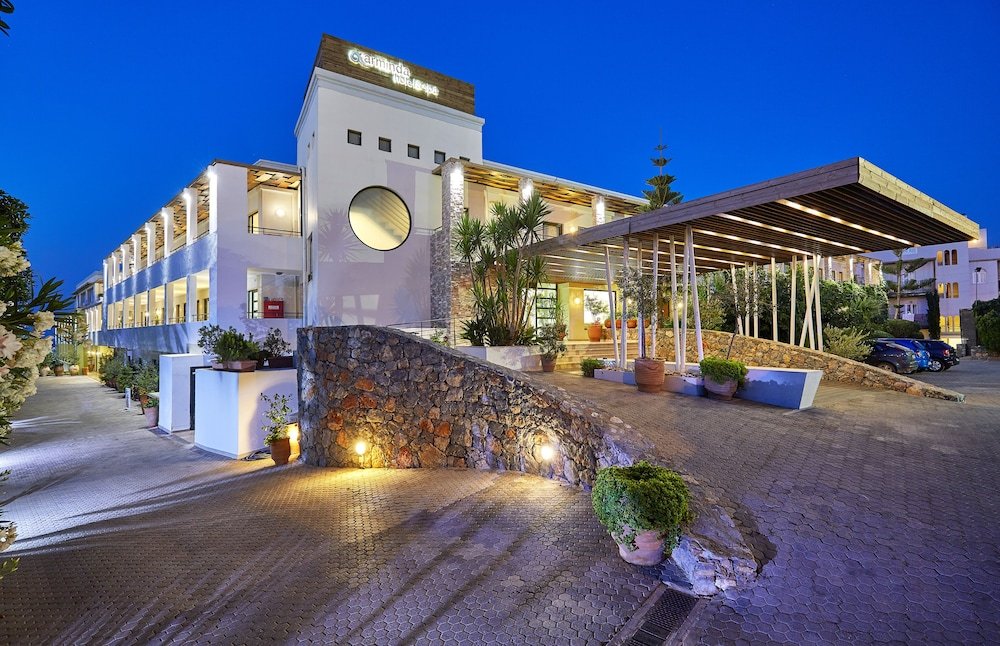 Фото отеля 3