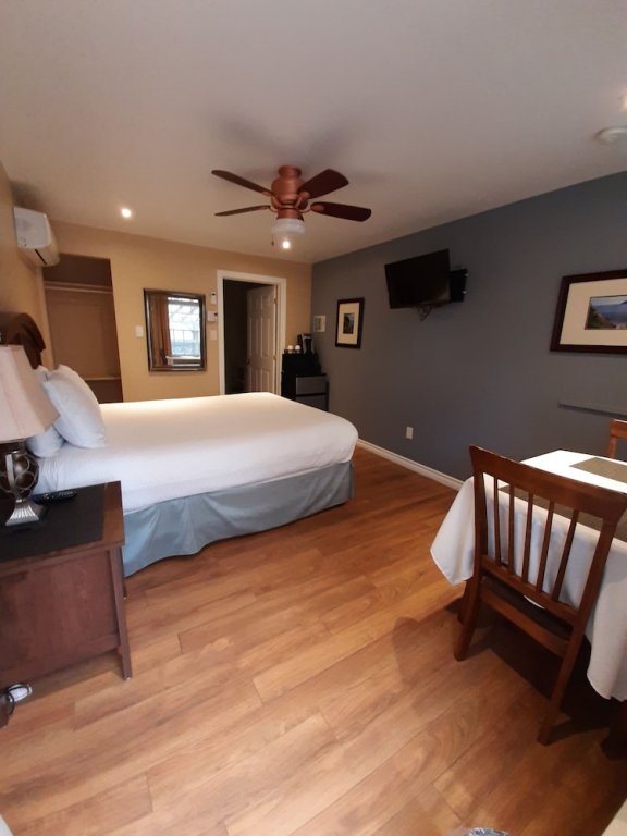 Фото Skyline Cabins