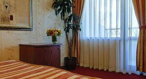 Гостиница Hotel Capitol