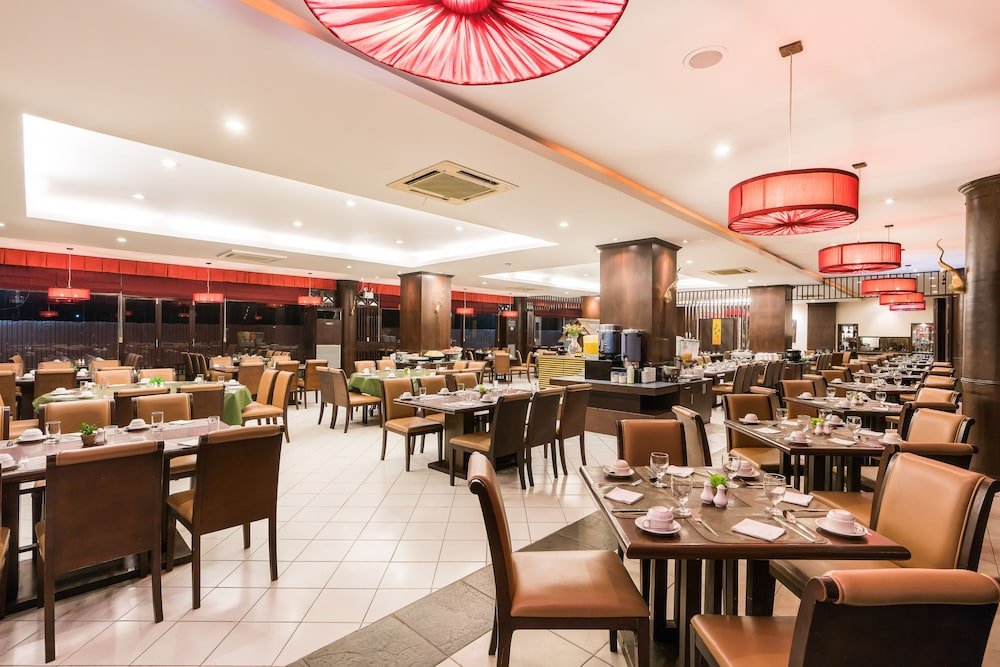 Фото Mountain Beach Resort & Convention Center