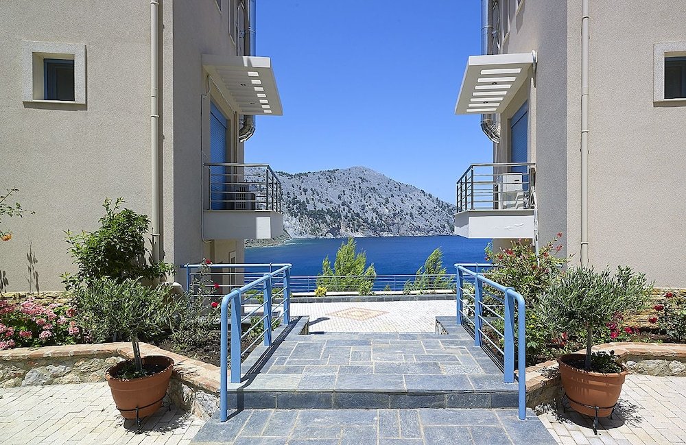 Фото Xenia Residence & Suites