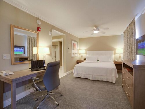 Внешний вид отеля Homewood Suites by Hilton Palm Beach Gardens в Палм-Бич-Гарденсе, фото 2