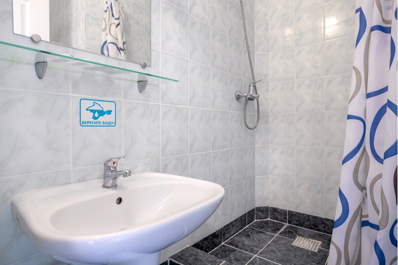 Фото Август