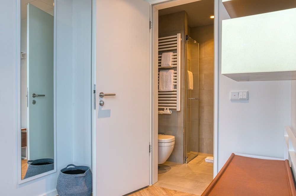 Фото NinetyNine Munich Airport