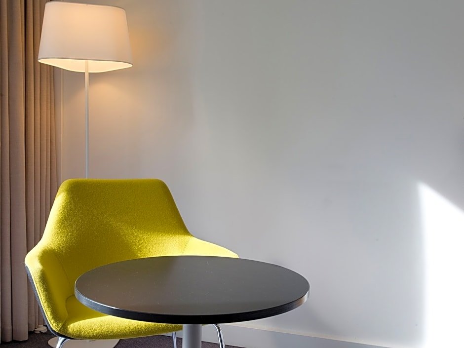 Фото DoubleTree by Hilton Hotel Amsterdam