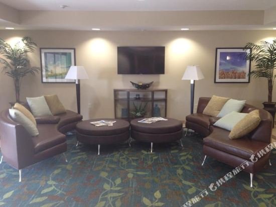 Фото Candlewood Suites Midland Sw, an Ihg Hotel
