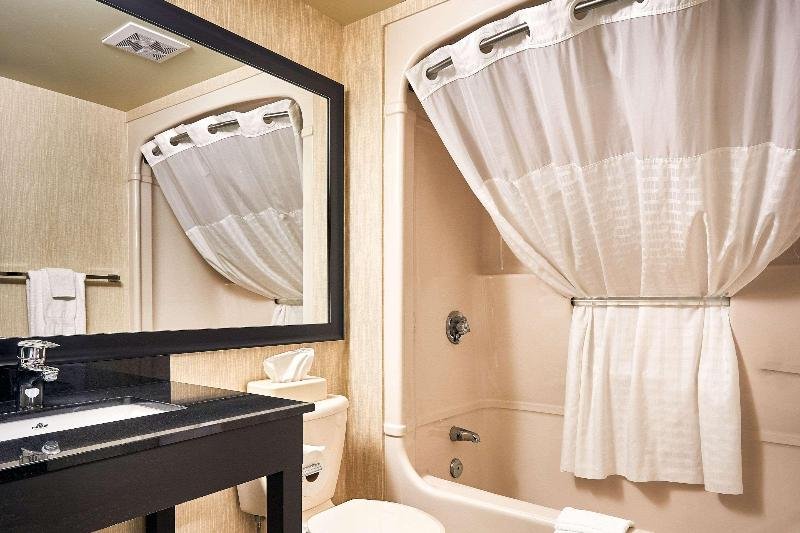 Фото Comfort Inn Rouyn Noranda