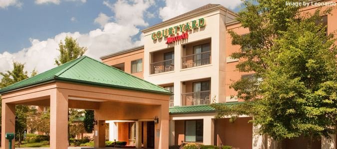 Фото Courtyard by Marriott Hartford Manchester