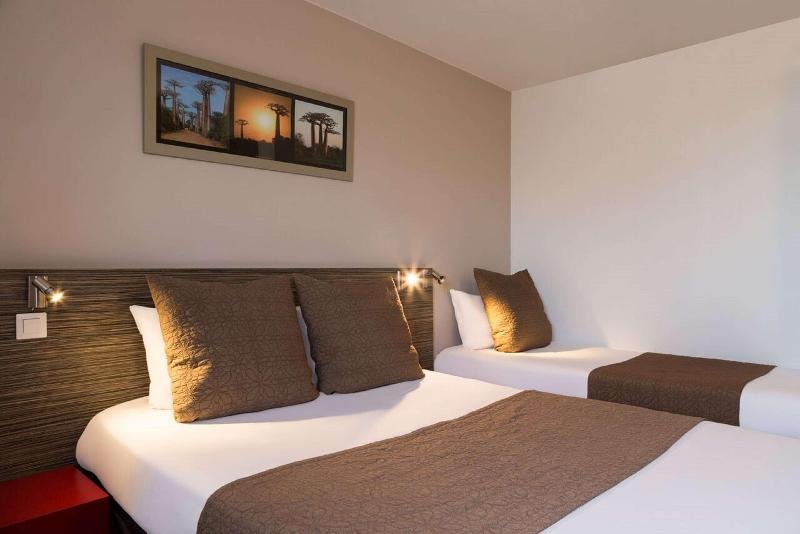 Фото Sure Hotel by Best Western Nantes Saint-Herblain