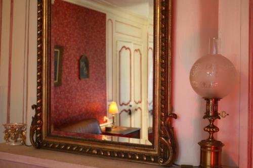 Фото Logis Les Remparts